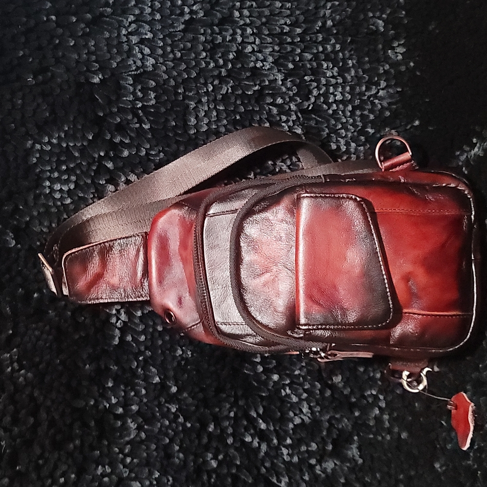 Mens Leather Crossbody/Sling Bag NWOT